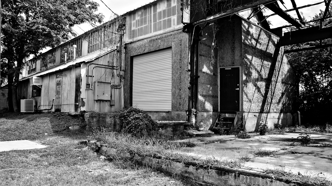 http://johnbryantart.org/files/gimgs/12_-3-of-6.jpg
