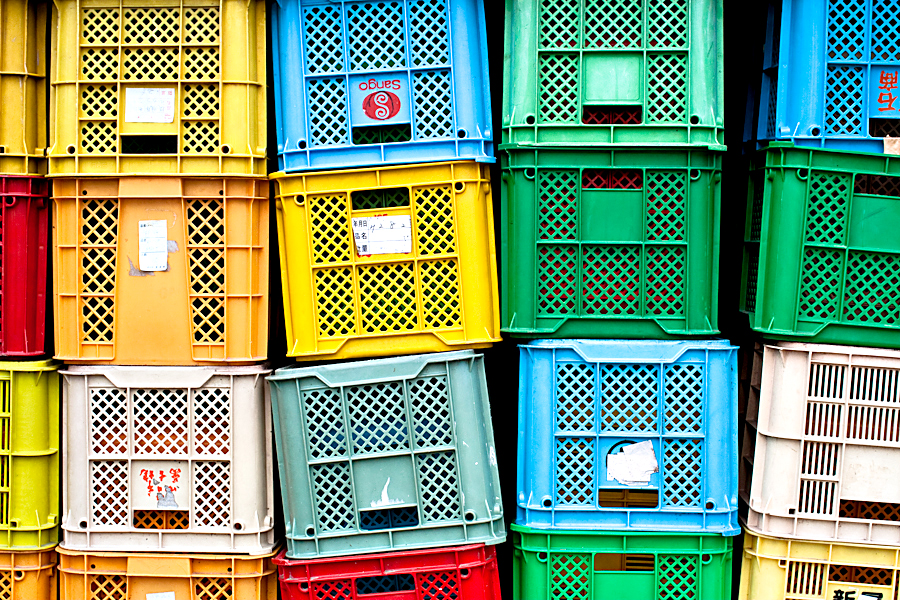 http://johnbryantart.org/files/gimgs/5_web-crates.jpg