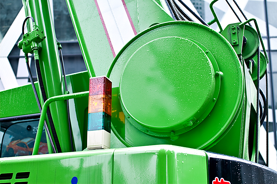 http://johnbryantart.org/files/gimgs/5_web-green-crane-arm.jpg